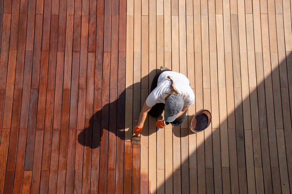 Decking Oil or Stain: Which is Best for Your Deck?